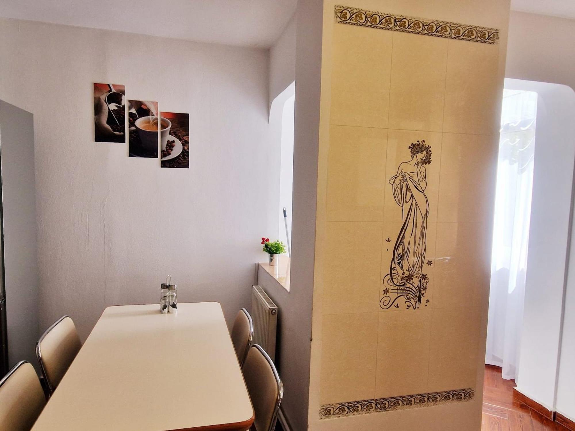 Stephanie Apartment-Centru Civic Brasov Bagian luar foto