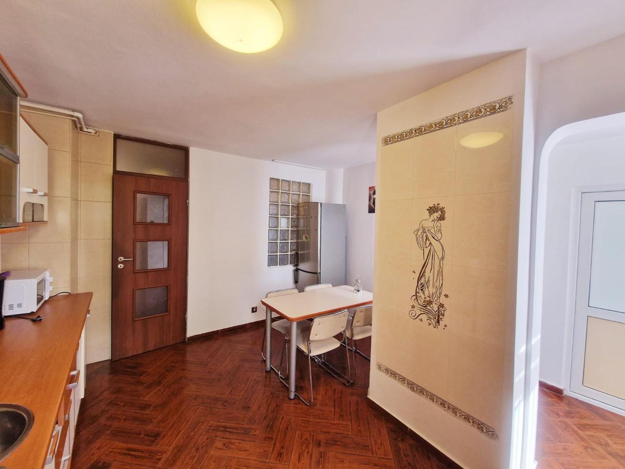 Stephanie Apartment-Centru Civic Brasov Bagian luar foto